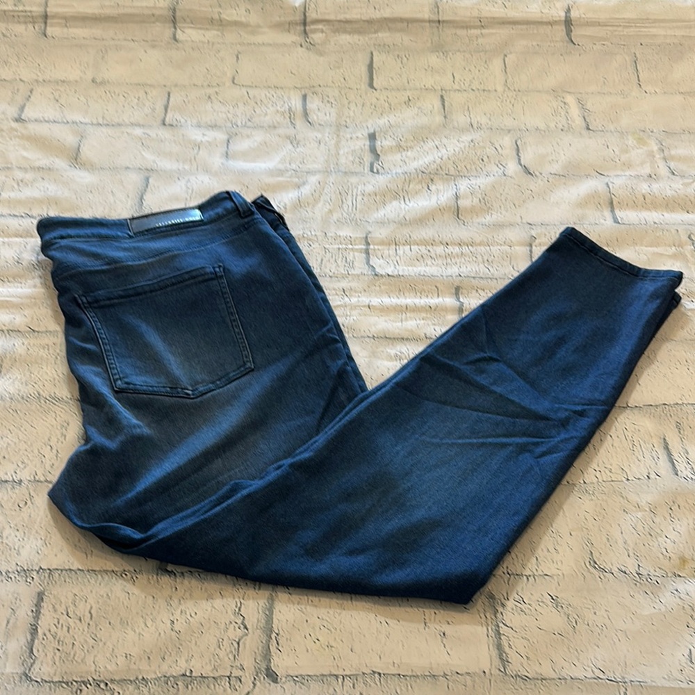Celebrity Gold Classic Blue Women's Jeans